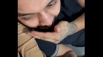 Manson y yo apostamos con el ganador de #lacasadeloafamososmx2 si gana mayito le doy el chiquito y si gaba karime me verá