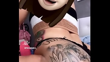 Contente em ver sua esposa