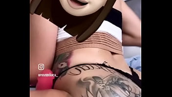 Contente em ver sua esposa