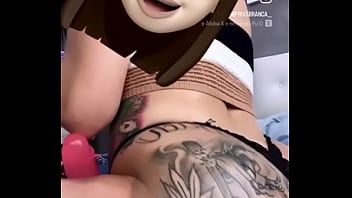 Contente em ver sua esposa