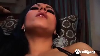 Horny samanta masturbating with violet dildo