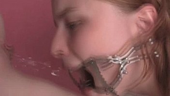 Lesbian pisswhore drinks her friends piss