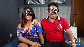 Cornudo Presta A Su Esposa Para Ser Cogida Por Tres Negros thumbnail