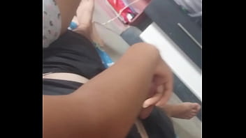 Pajeo a mi mejor amigo mientras vemos peliculas