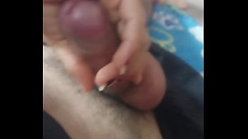 Pajeo a mi mejor amigo mientras vemos peliculas