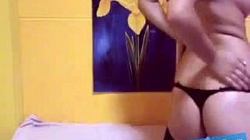Brunnette shows boobs on sex cam