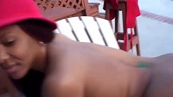 These chicks want to fuck