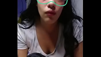 Jovencita Hot Nos Muestra Sus Ropa Interior En La Camara thumbnail