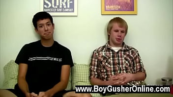 Amazing Gay Scene Austin Knows How To Work Erick’s Schlong Until He thumbnail