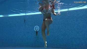 Underwatershow presents puzan