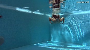 Underwatershow presents puzan