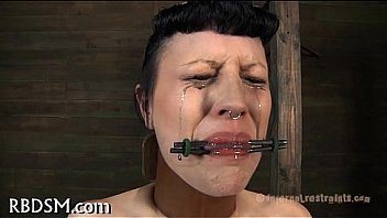 Hard thrashing for masked babe