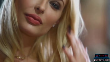 Blonde milf model from canada has an amazing body Blonde milf model from canada has an amazing body