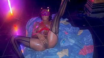 Getting dicked down upside down by my sexxxy black bulls fat cock hott