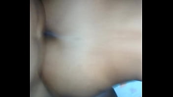 Comendo o cu da gostosa novinha