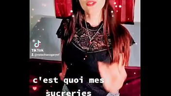 On m'a demandé mes sucreries préférées la suite très hot est pour