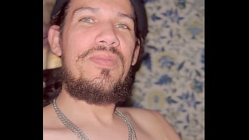 Amiga de lado con buena lencería