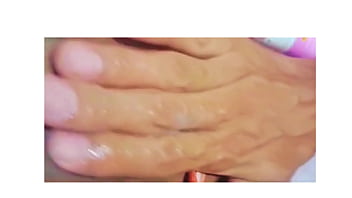 Meu cunhado me viu batente uma ciririca tive que fazer ele gozar