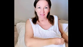 Hot gilf wants sex after waking up