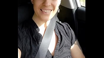 En route pour un apéro resto avec des amis oups j'ai oublié ma culotte