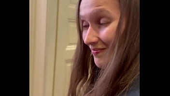 Hmmm what is going on bts stacycruz xxx is my camera girl for today ️ kinkygirlsbln ethanskyx