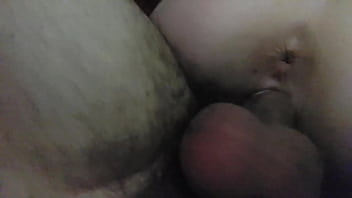 Mi hermanastro me mete el pene