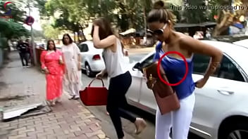 Gauri khans boobs exposed in public Gauri khans boobs exposed in public