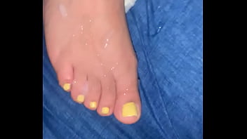 Cum on yellow toes