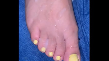 Cum on yellow toes
