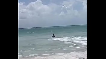 Como Me Calienta thumbnail