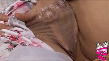 Girls having fun 0462