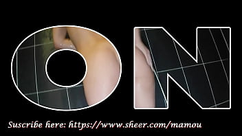 Mamou avec tchikita partie 1 striptease et fellation gorge profonde et gobage de couilles