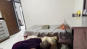 Minhas meia irmas estao agarradas e aproveito pra fudelas antes que si soltem