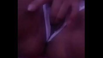 Se masturba para mí