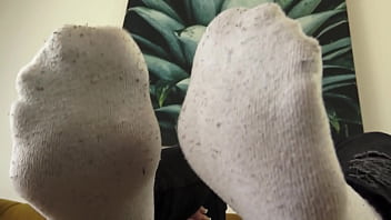 What kind of person are you do you like stinky socks