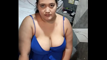 Empleada sumisa culona se deja follar por su jefe