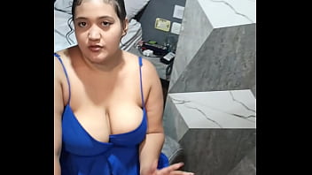 Empleada sumisa culona se deja follar por su jefe