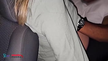 O corno ficou olhando sua esposa namorar o bbc na frente de todo mundo