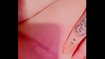 Pretty roxy cums to completion on the couch