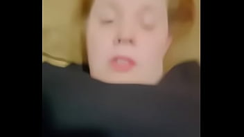 Pretty roxy cums to completion on the couch