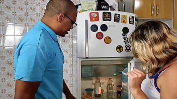 The slut blonde fuck with a bbc cock in kitchen