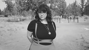 Bbw Milf Stripping thumbnail