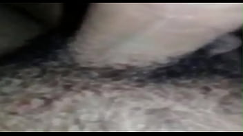 Como la chupa la vecinita