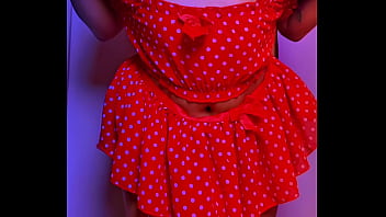 Baile sexy con tanga siempre lista plug anal con cola de zorrita y me masturbo con mi vibrador