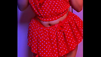 Baile sexy con tanga siempre lista plug anal con cola de zorrita y me masturbo con mi vibrador