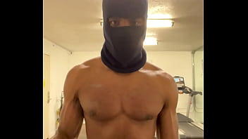 Working out my neck and shoulders for the ladies