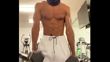 Working out my neck and shoulders for the ladies