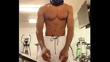 Working out my neck and shoulders for the ladies