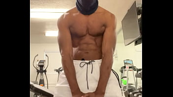 Working out my neck and shoulders for the ladies