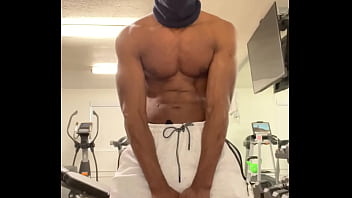 Working out my neck and shoulders for the ladies